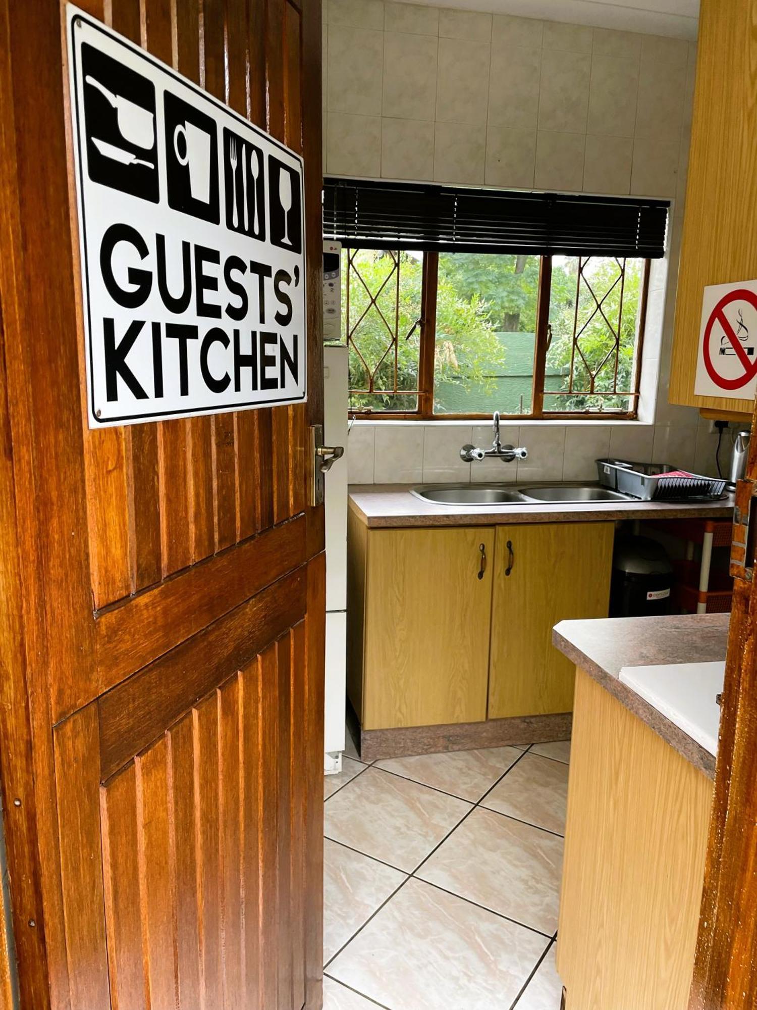 Celtis Lane Guest House Boksburg Exterior foto