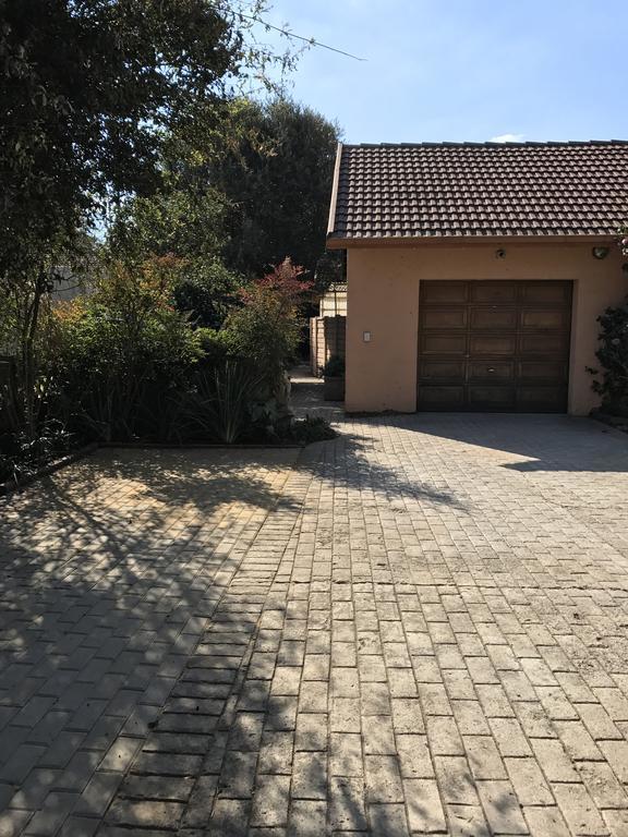 Celtis Lane Guest House Boksburg Exterior foto